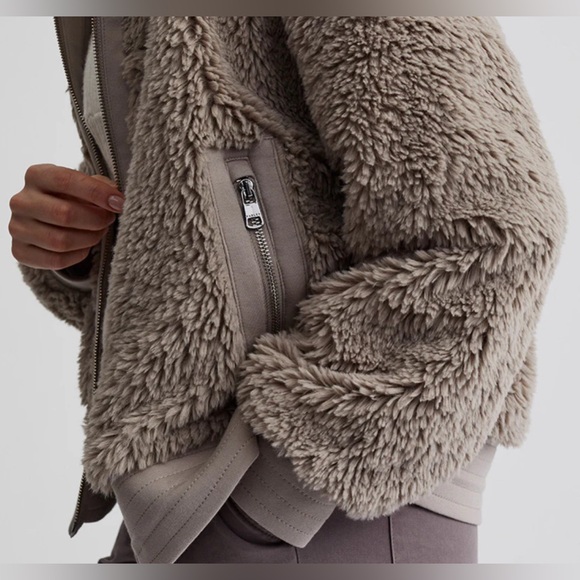 Varley NWT Dylan Jacket Satellite Size S - Picture 2 of 6